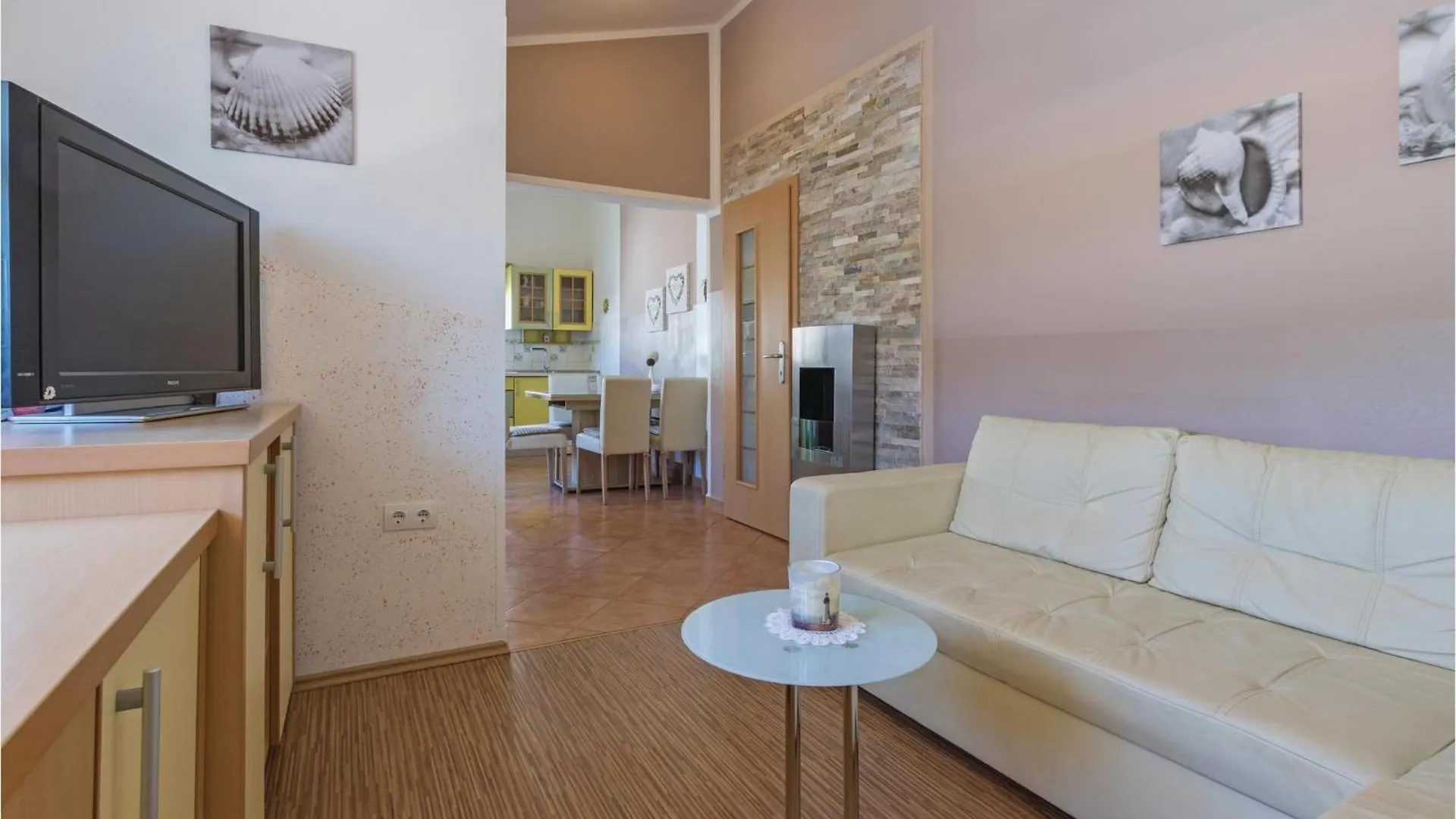 Gorgeous Home In Betiga With Wifi Barbariga Holiday home
