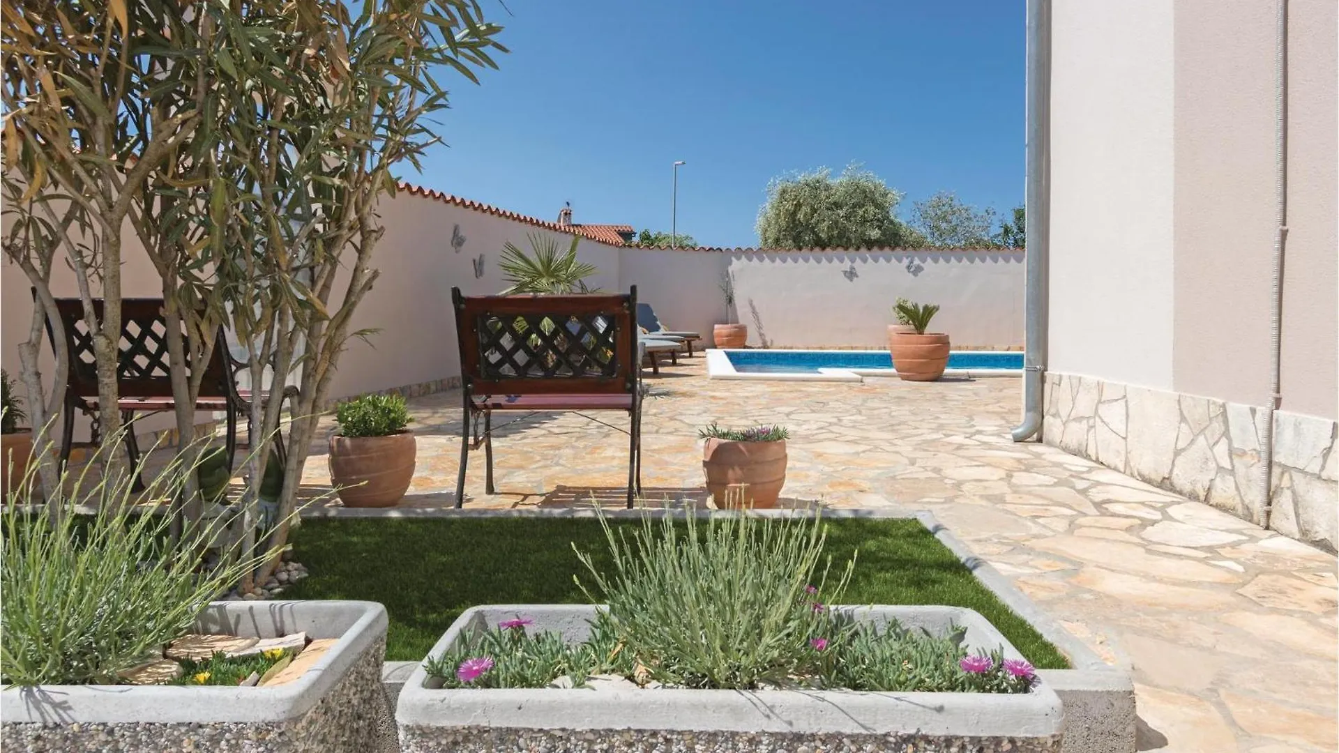 Gorgeous Home In Betiga With Wifi Barbariga