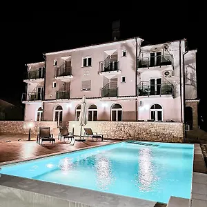Mirko Apartmán